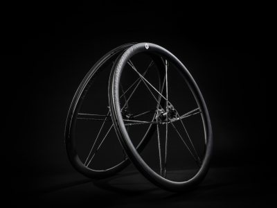 NOVINKA: Italská technologie a elegance jménem KARBONKRONE